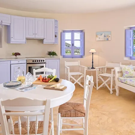 Pori Sleeps 6 Pool Air Con Wifi Villa Vourvoúlos